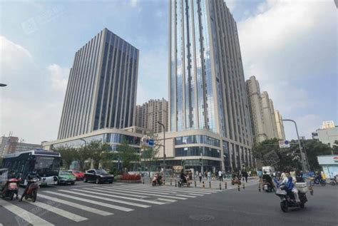 成都一环路地铁口锦绣文华大酒店出售 8356平-酒店交易网