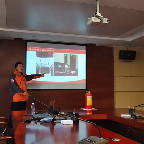 我校开展第二十一届“119”消防技能培训活动-广州大学新闻网