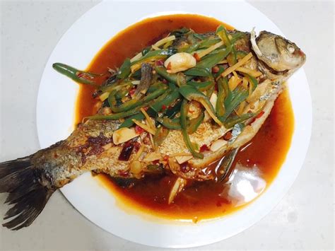 这才是红烧鳊鱼最好吃做法，香鲜嫩滑超入味，连汤汁都不剩，过瘾__财经头条