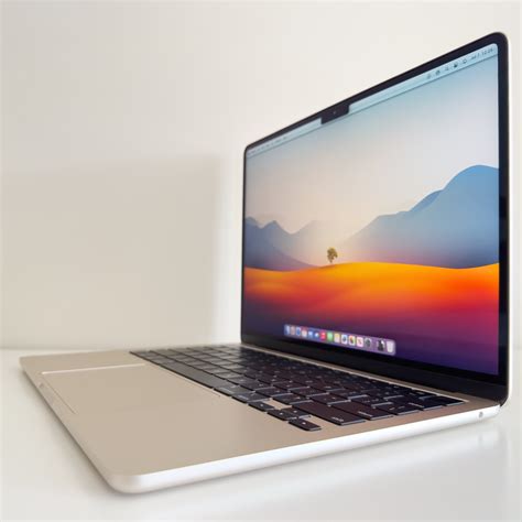 MacBook Air 2020 - 13" - I3, Gold, 256GB, 8GB - LUGR09138 - Swappa