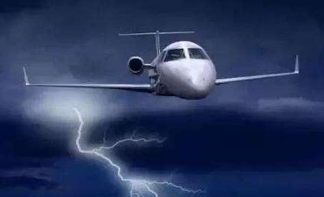飞机下雨延误一般多久-中到大雨飞机可以正常降落吗-趣丁网