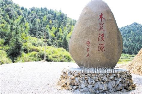 兰溪六洞山风景区，以溶洞景观为主，由四大景区组成，公交直达