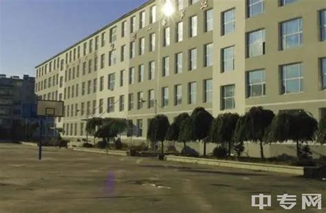白城医学高等专科学校：实施“一创三建”聚焦转型升级_吉林省_的发展_就业