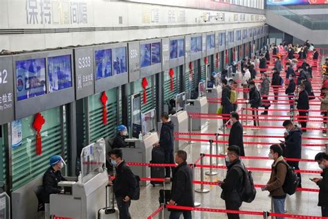 西安咸阳机场单日旅客吞吐量突破10万人次 - 民航 - 航空圈——航空信息、大数据平台