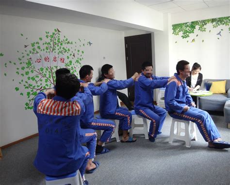 上海市阳光中心青少年事务社工深入云南当地探索社会工作介入留守儿童的新路径