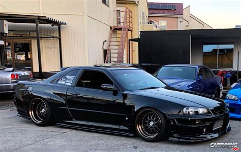 Widebody R34 Nissan GT-R Is Full Of Carbon, Looks Sliced, 57% OFF