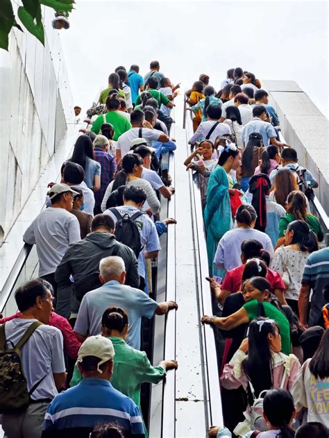 地铁普遍亏损背后：最赚钱的为何是武汉？ - 经济观察网 － 专业财经新闻网站