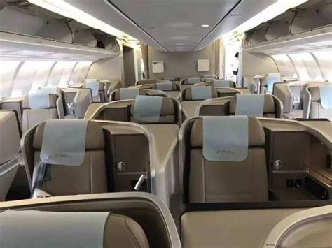 国泰航空公司空中客车Airbus A330-300 (New two class) 机型 - 航班座位图 - 中国航空旅游网