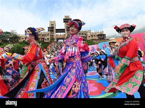 Maoxian, China. 14th June, 2021. The Qiang people are dancing to ...