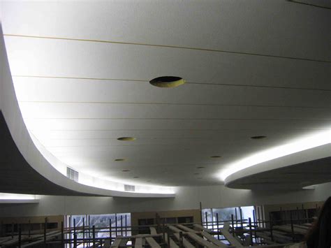 拉萨用于火车站高铁站的铁方通_铁方通-廊坊建营装饰材料有限公司