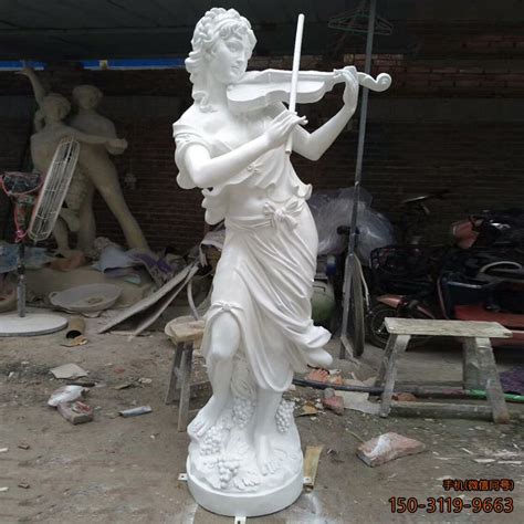 拉小提琴的西方美女_玻璃钢仿石人物雕塑_厂家图片价格-玉海雕塑