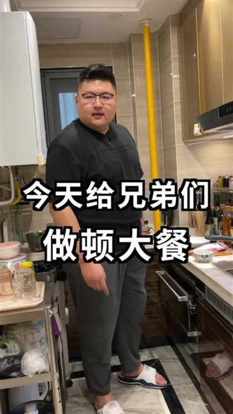 手绘卡通主播做饭美食直播免抠PNG图片素材下载_直播PNG_熊猫办公