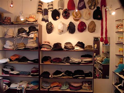 Borsalino帽子专卖店设计 – 米尚丽零售设计网 MISUNLY- 美好品牌店铺空间发现者