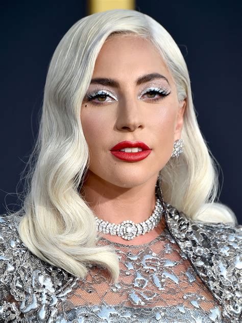 Lady Gaga Age, Net Worth, Boyfriend, Family and Biography (Updated 2023 ...
