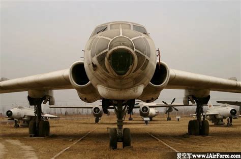 经典初教-6飞机，天之翼飞行表演队的座机，曾大量出口美国_中国