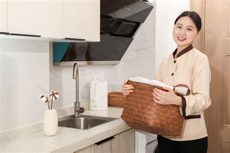 保姆系列图片