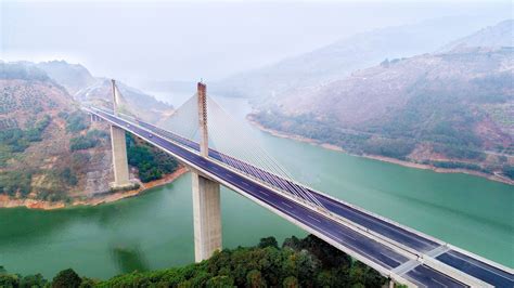 元蔓高速红河段浪滩坡特大桥|云南建设基础设施投资股份有限公司-官方网站
