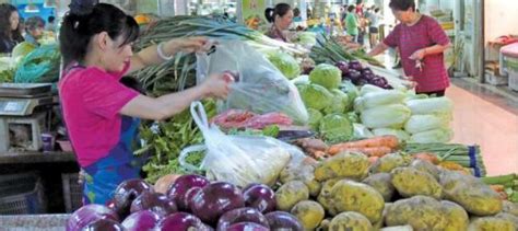 济南：绿叶菜价钱半月翻番 降价还得等一个月_凤凰资讯