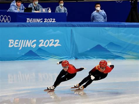 冬奥图集丨中国队获北京冬奥会短道速滑男子5000米接力第五名_新体育网