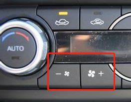 机动车仪表板上（如图所示）亮时表示什么？_车轮考驾照