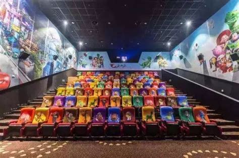 看电影总能遇上“熊孩子”，为什么影院不开儿童厅？ | CBNData
