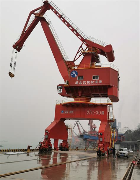 上海电力机械有限公司 起重机 福建宁德核电500吨门座式起重机