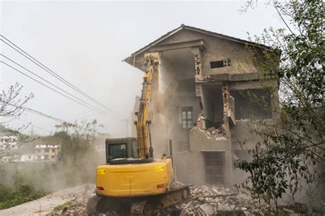 「在明胜诉」城中村改造房屋遭强拆，5年后获得四百万行政赔偿_当事人