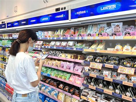 罗森中国总部总经理：即时零售为实体门店带来新增量，线上销售占比约10%_吉田凉_平台_消费者