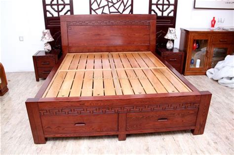 卧室的实木家具，应该选一个什么样的实木床-木言木语