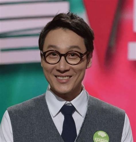 韩国主持人李辉才节目中搞笑讲自己植发 低薪|中薪|张碧晨|综艺|事业