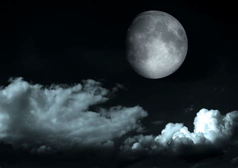 夜景图片-浪漫的月亮星空素材-高清图片-摄影照片-寻图免费打包下载