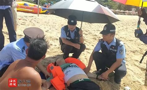 三亚一游客中暑晕倒沙滩 海岸警察及时救助