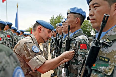 联合国维持和平人员国际日：中国维和贡献彰显大国担当