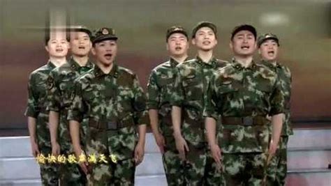 《打靶归来》演唱：中国武警男声合唱团_腾讯视频