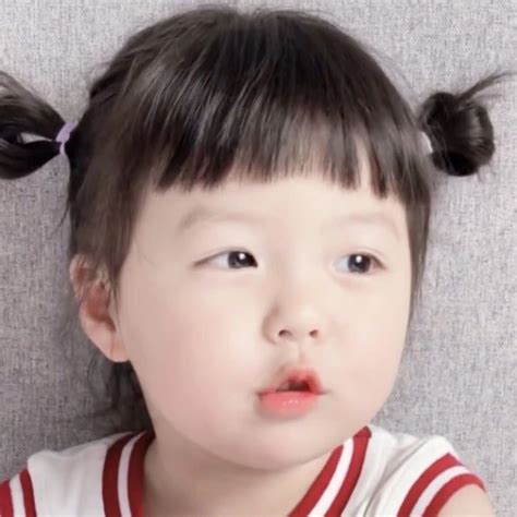 非主流短发丸子头像