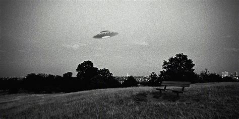 美情报部门公开承认：UFO恐真的来自外星 太多现象无法解释