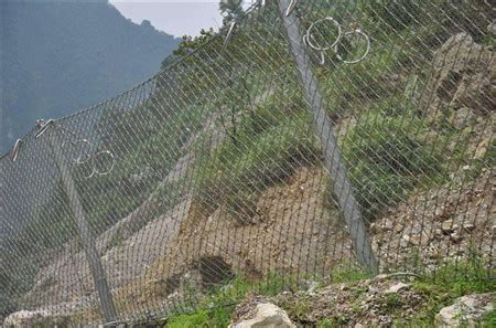 边坡防护网 - 边坡护栏网 - 绵阳杜氏金属制品有限公司