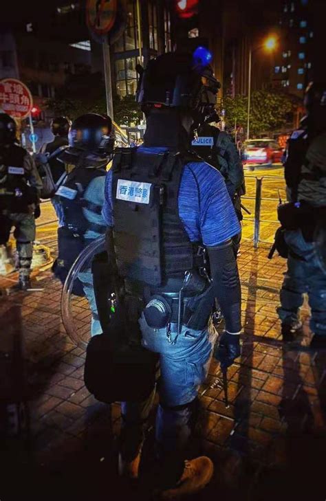 媒体：关于香港警察 这些也许你应该知道_手机新浪网