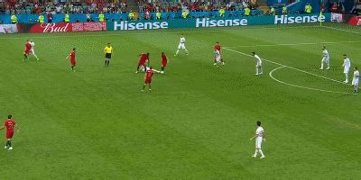 俄罗斯世界杯：葡萄牙3-3西班牙 C罗上演帽子戏法科斯塔2球_足球新闻_海峡网