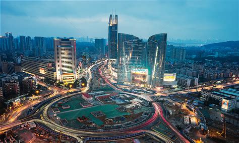 武汉城市夜景建设中的光谷转盘高清图片下载-正版图片500823959-摄图网