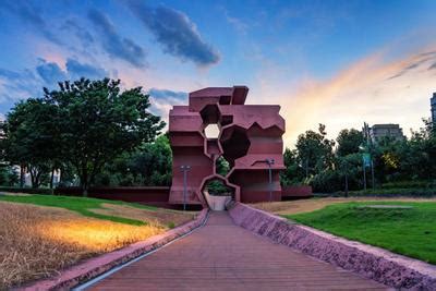 浙江金华：建筑艺术公园 形态独特设计精巧-人民图片网