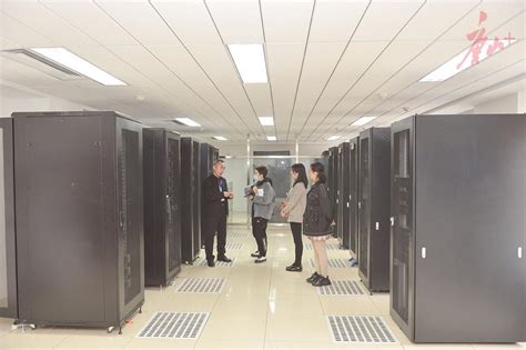 计算机与信息技术学院 北交大计算机学院科研团队正式入驻唐山研究院！