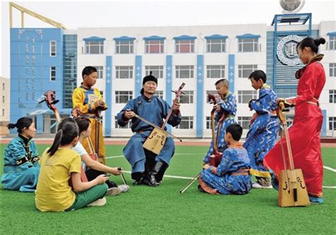 数说内蒙古民族教育“十二五”期间成长故事--内蒙古教育资讯--中国教育在线