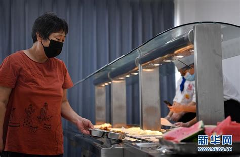 老人家食堂：就餐方便 吃出幸福滋味_云南网