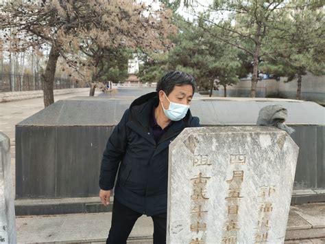 最闪亮的坐标丨青山埋忠骨 北京烈士陵园守墓人：“他们没有后人，但有我们”_凤凰网资讯_凤凰网