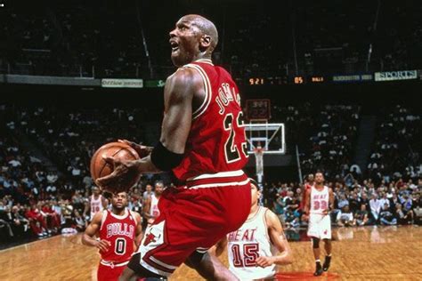 NBA官方历史前100巨星排名！