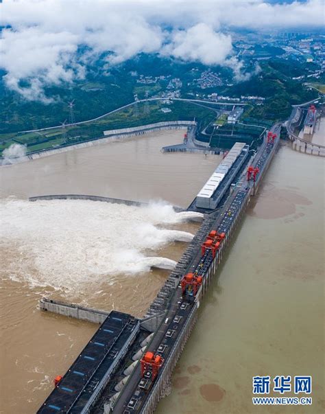 最新消息 | 长江沿线30个水库水位超警戒线 _长江云 - 湖北网络广播电视台官方网站