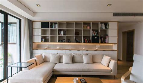180平现代简约风，把客厅背景墙做成整面书柜，书香气息|客厅|背景墙|书柜_新浪新闻