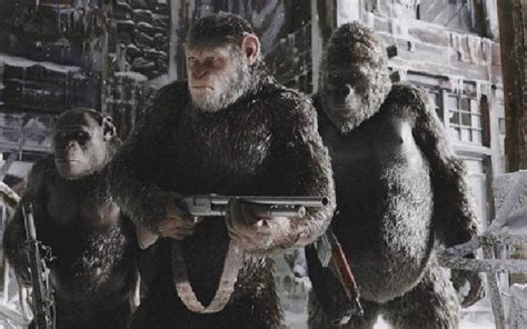 《猩球崛起3：终极之战》发布新预告片 人类步步紧逼，凯撒大帝真“怒”了！-资讯-光线易视