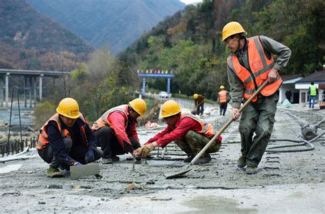 汉中市公路局244国道留坝姜窝子重大水毁应急修复工程加快施工进度 - 陕工网